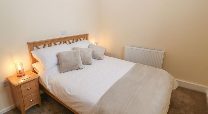 Photo of Tyddyn Sianel - Derw