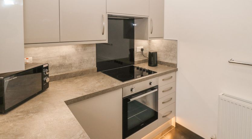 Photo of Tyddyn Sianel - Derw