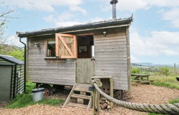 Shepherd's Hut Holiday Cottage