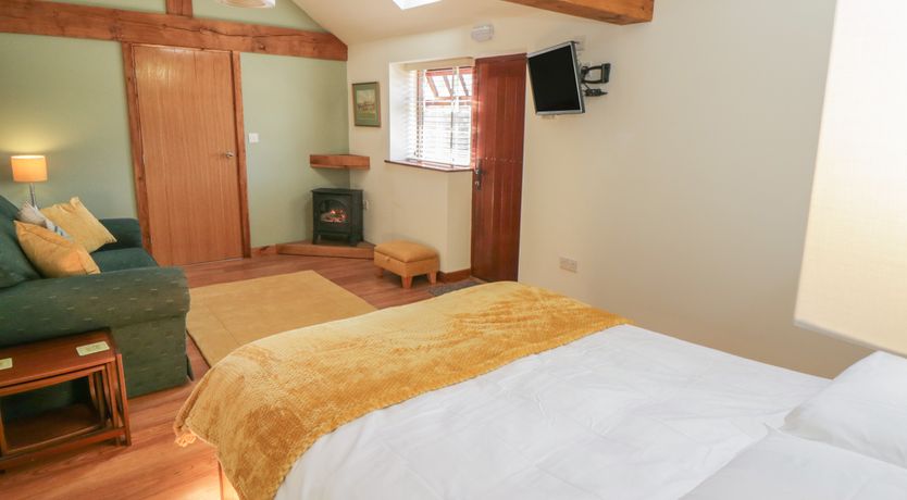 Photo of Yeoman's Cottage