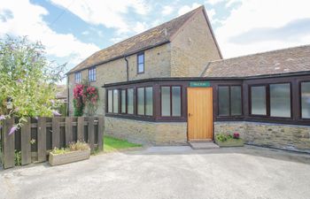 The Walton Holiday Cottage