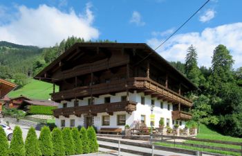 Ratschnhof Holiday Home