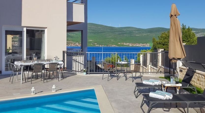 Photo of Sea Front Villa Lucija