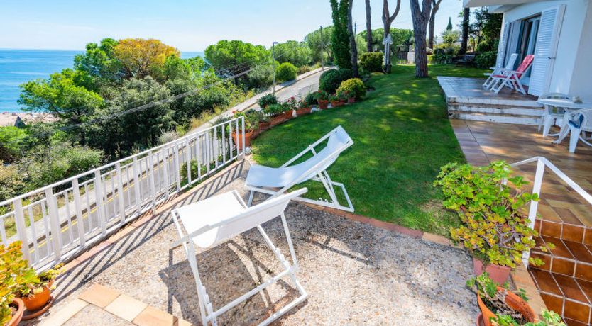 Photo of La Marina Blanca