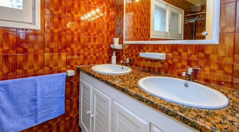 Photo of La Marina Blanca