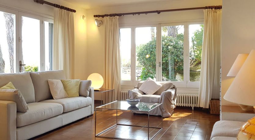 Photo of La Marina Blanca