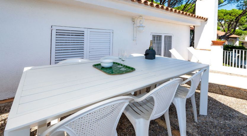 Photo of La Marina Blanca