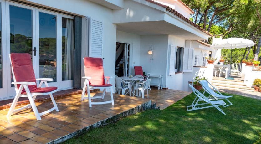 Photo of La Marina Blanca