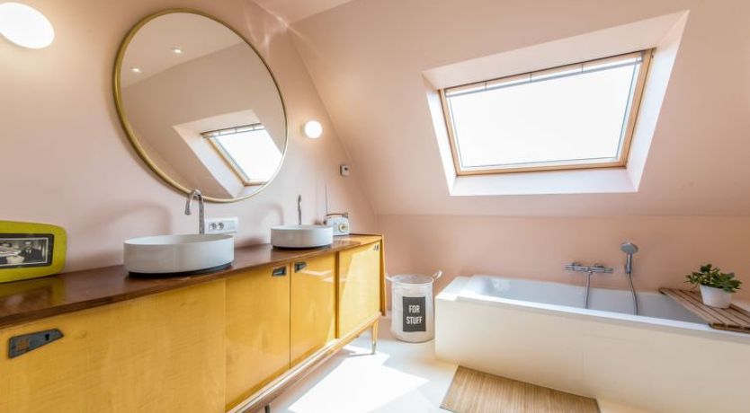 Photo of Villa Vosseslag - garage and big garden