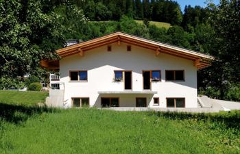 Michi Holiday Home