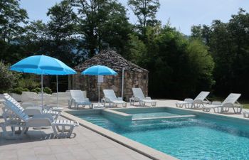 Rustica Holiday Home