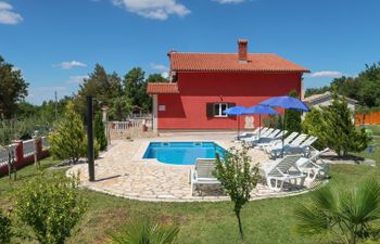Maric (LBN432) Holiday Home