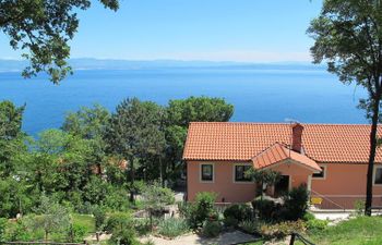 Marija Holiday Home