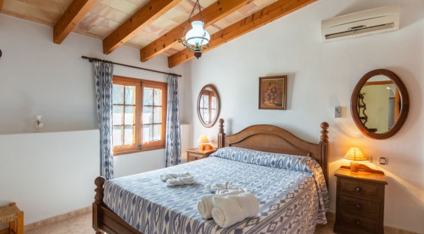 Photo of Son Femenia