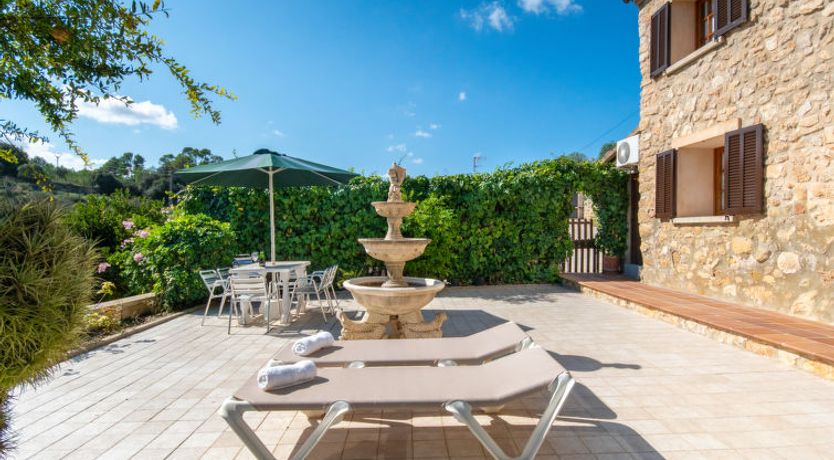 Photo of Son Femenia