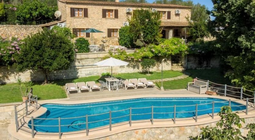 Photo of Son Femenia