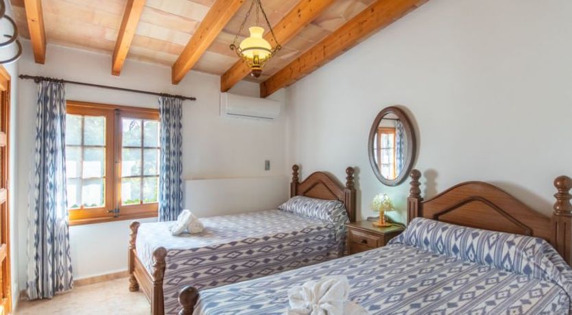 Photo of Son Femenia