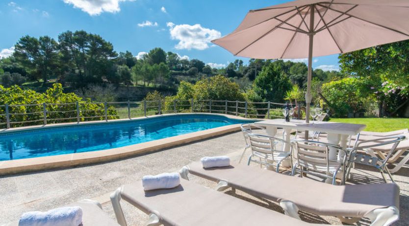 Photo of Son Femenia