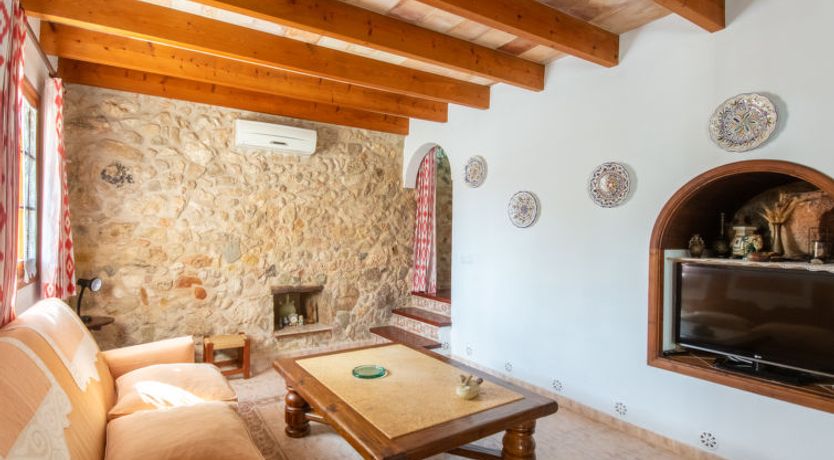 Photo of Son Femenia