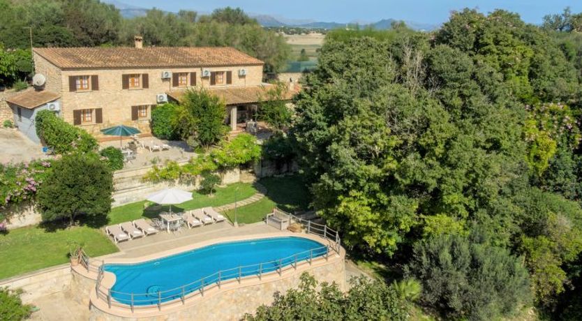 Photo of Son Femenia