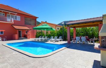 Baba Nevenka Holiday Home