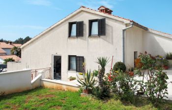 Ada Holiday Home