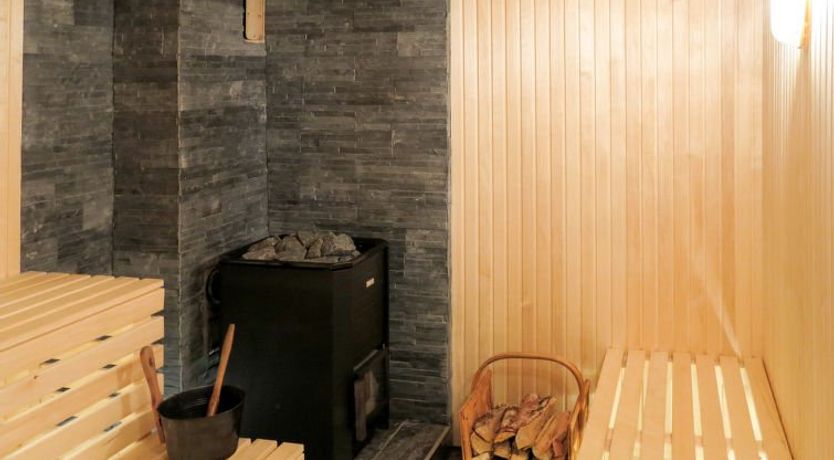 Photo of Kvisthån Idegranen