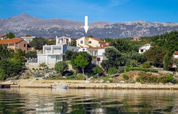 Diva Holiday Home