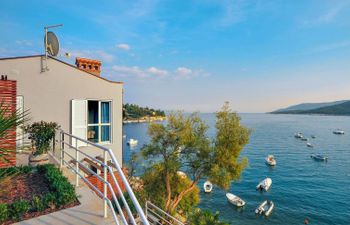Milevoj Holiday Home