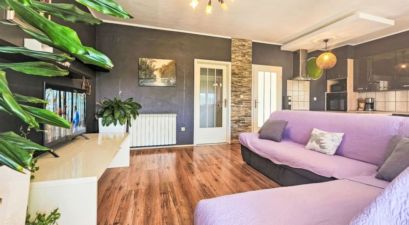 Photo of Joy on Countryside