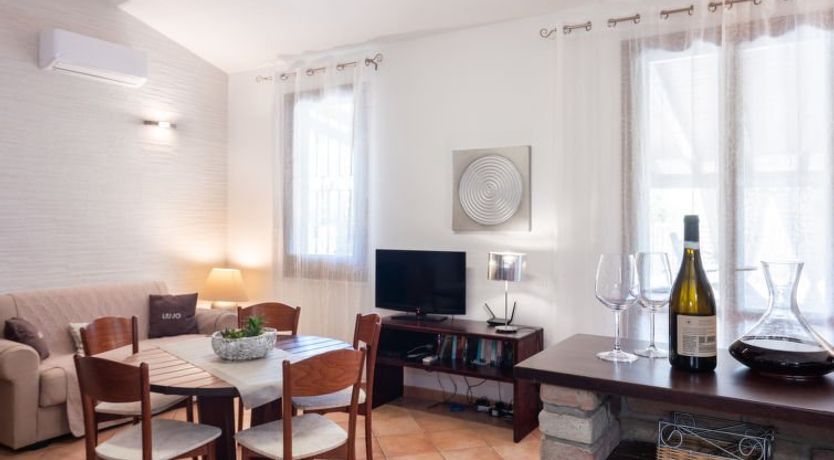 Photo of Nicole con Dependance