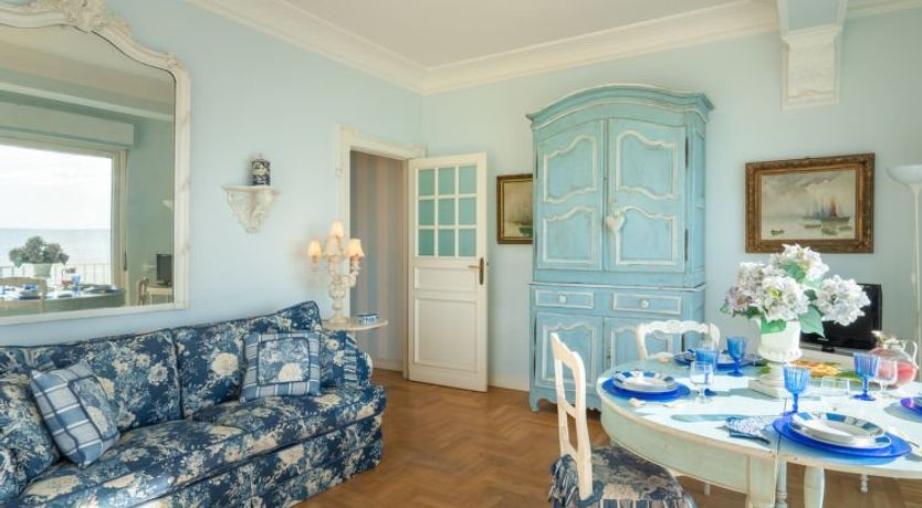 Photo of Pieds dans l'eau