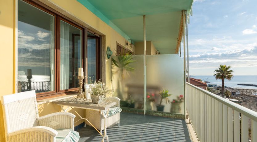 Photo of Pieds dans l'eau