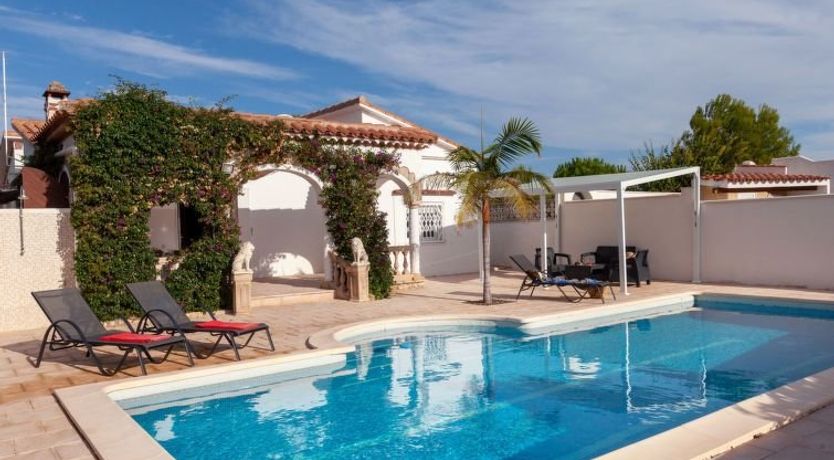 Photo of Villa del Capitan