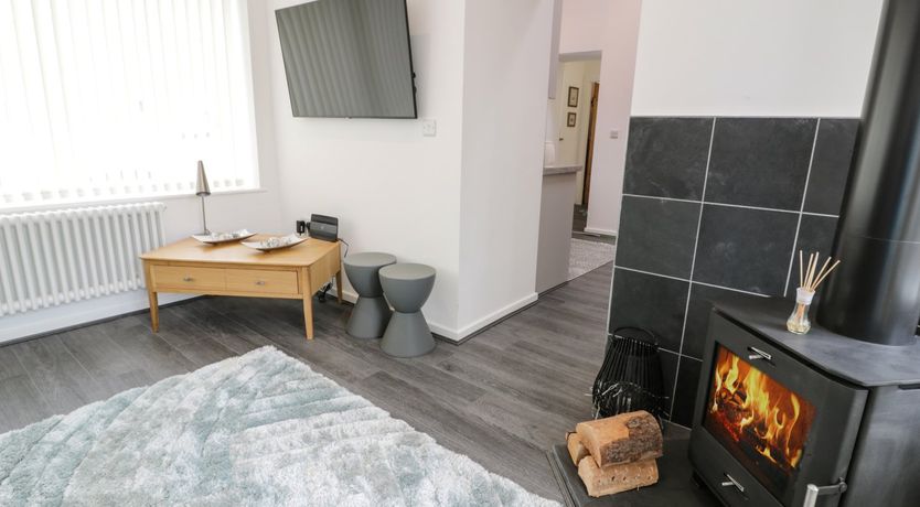 Photo of 2 Mountain View