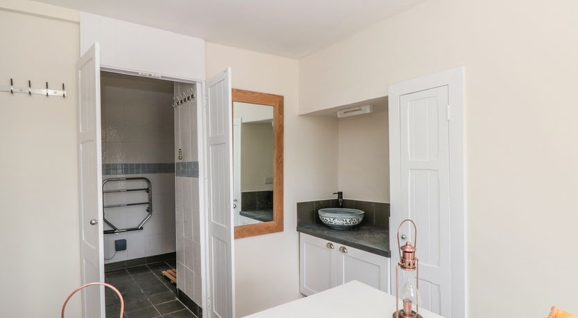 Photo of Ty'r Ddraig