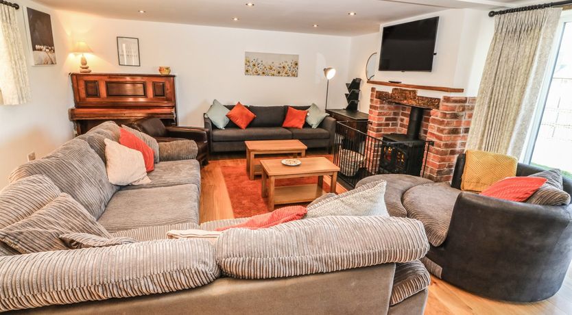 Photo of Bwthyn Y Bugail (Shepherd's Cottage