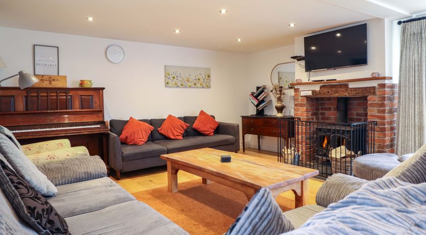 Photo of Bwthyn Y Bugail (Shepherd's Cottage