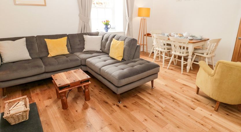 Photo of Curlew Cottage, 2 Fenkle Street