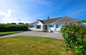 Puffins, Constantine Bay Holiday Cottage