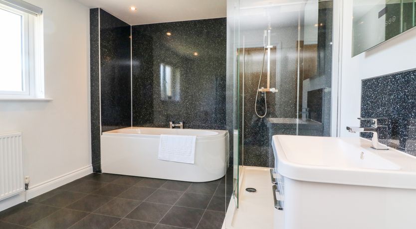 Photo of Devon House