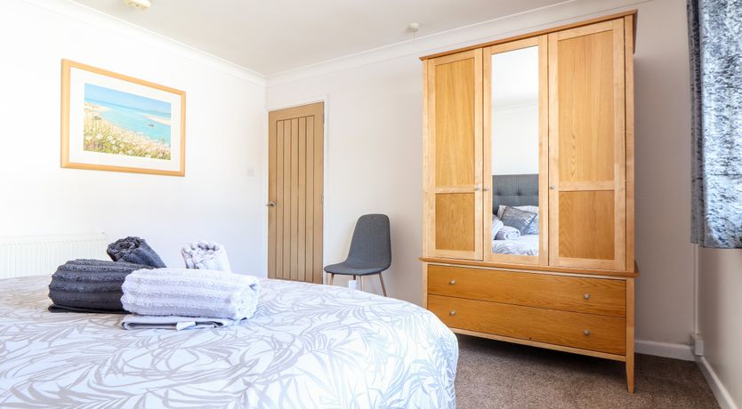 Photo of Summerhayes