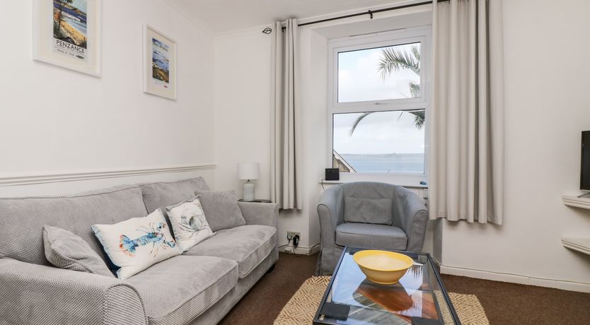 Photo of Lookout Cottage