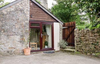 Lannlyvri Lodge Holiday Cottage