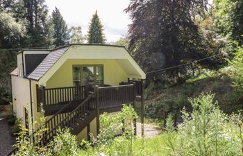 Waterfall Apartment Holiday Cottage