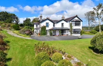 Penmaen  Holiday Home