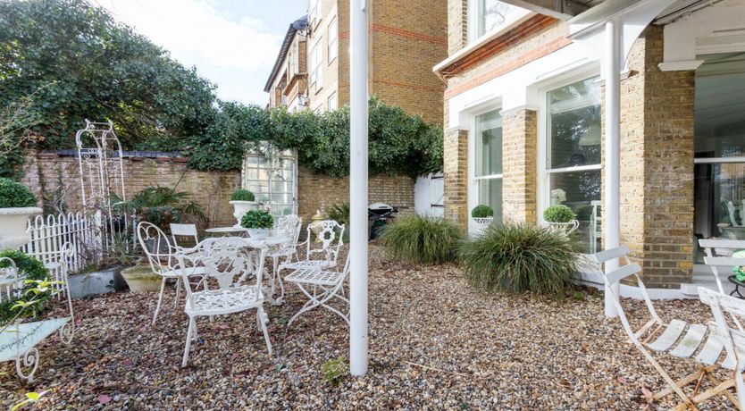 Photo of The High View