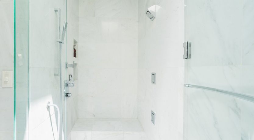 Photo of Hollywood Swinging