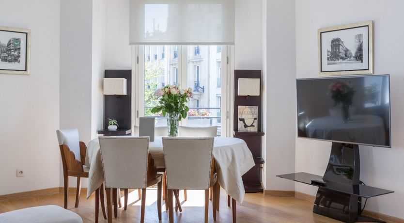 Photo of Retro Montmartre