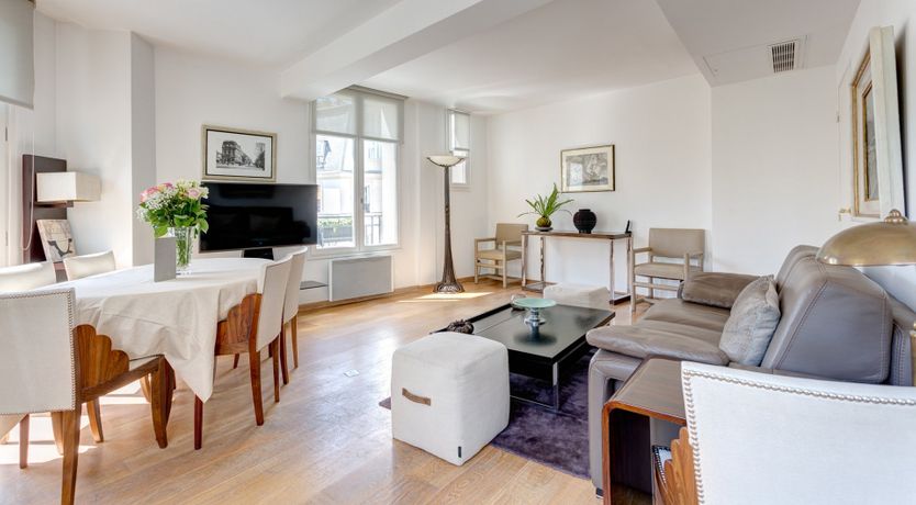 Photo of Retro Montmartre